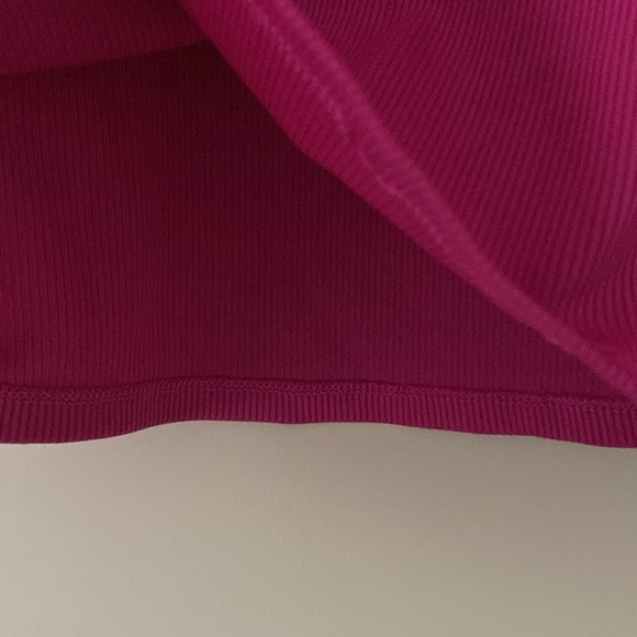 Under Armour Heat Gear Solid Purple/Pink Tank Top Workout - Picture 9 of 12